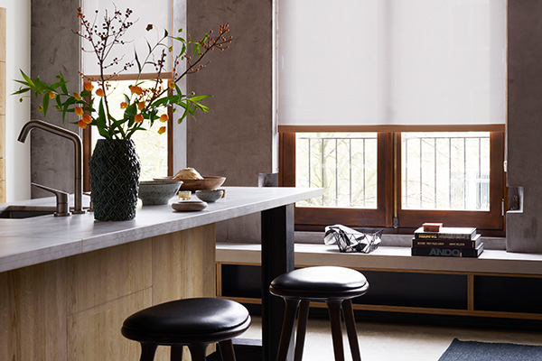 rolgordijn met zijgeleiding