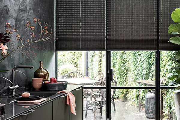 verduisterende plisségordijnen